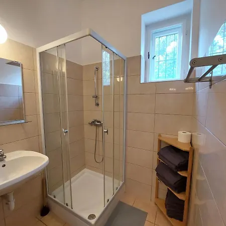 Case de vacanță Rozmaring Apartman Haz *